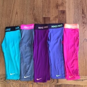 5 Girls Nike Pro leggings